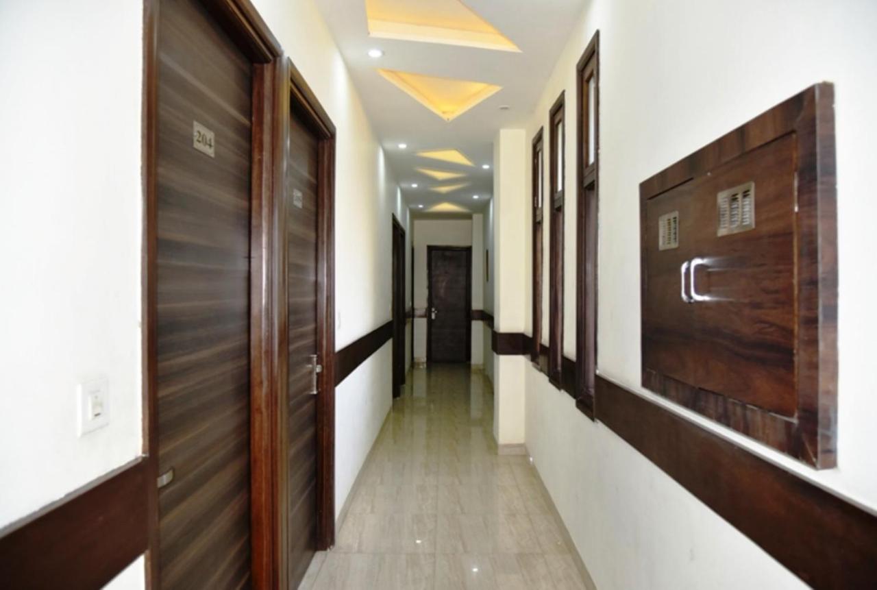 Hotel Royals Grand Galaxy Amritsar Exterior foto